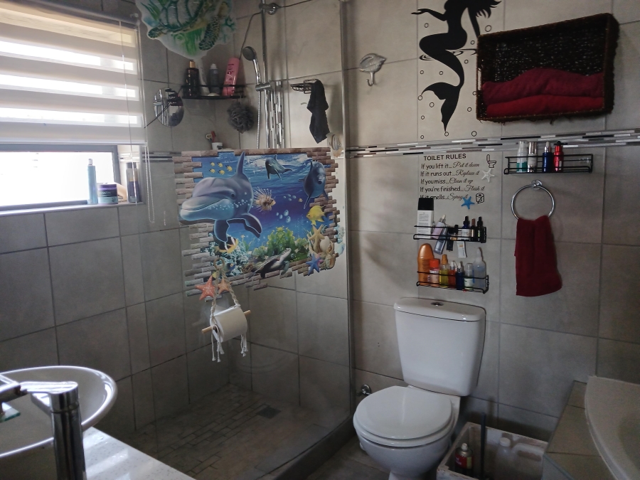4 Bedroom Property for Sale in Dana Bay Western Cape